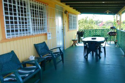 Sapcious Porch